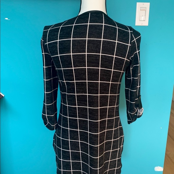 Black long top - Picture 2 of 4